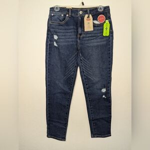 NWT Levi's Girls Mini Mom Stretch Jeans Size 12